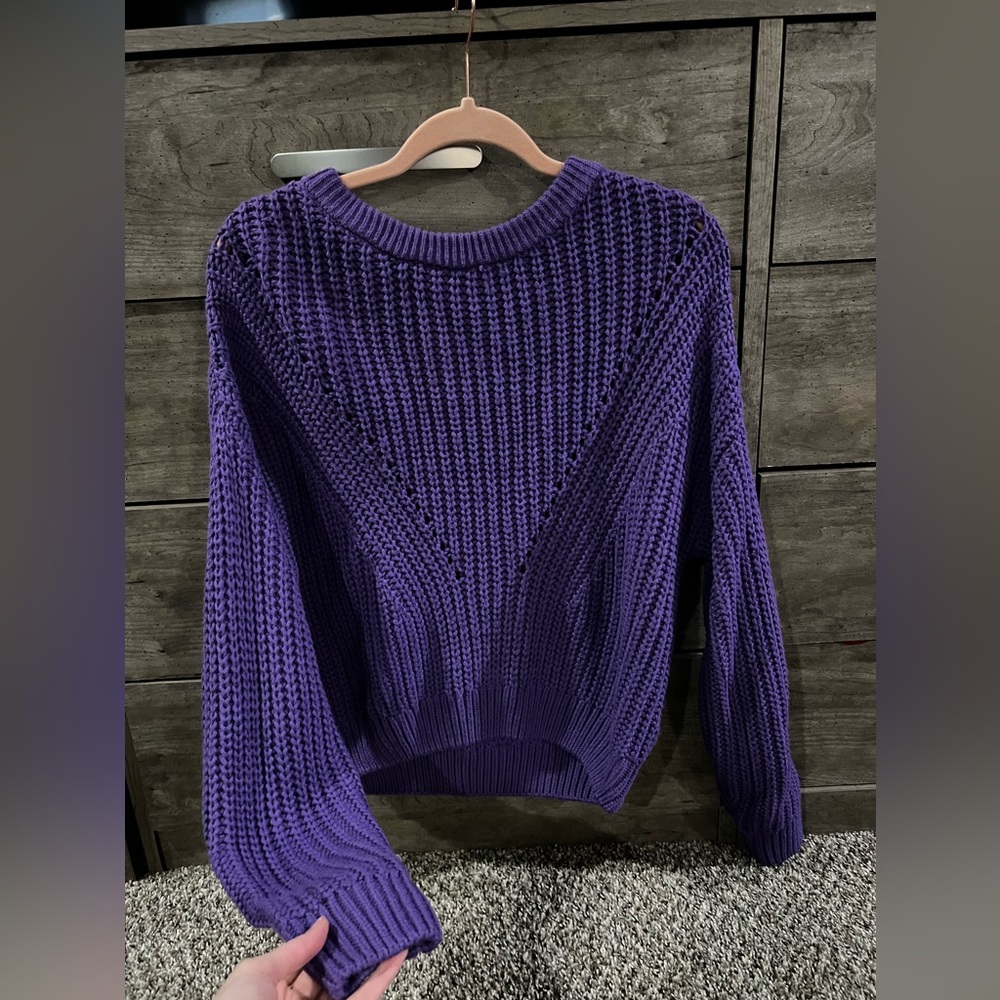 H&M purple sweater